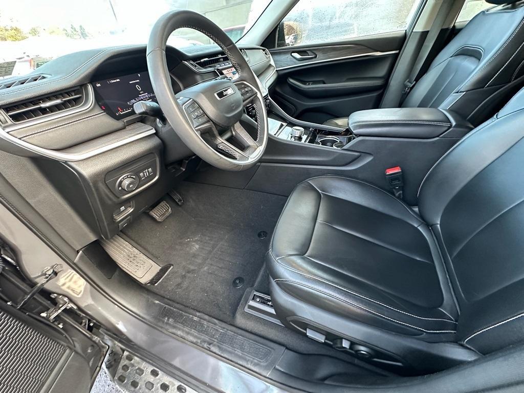 used 2023 Jeep Grand Cherokee car, priced at $32,889