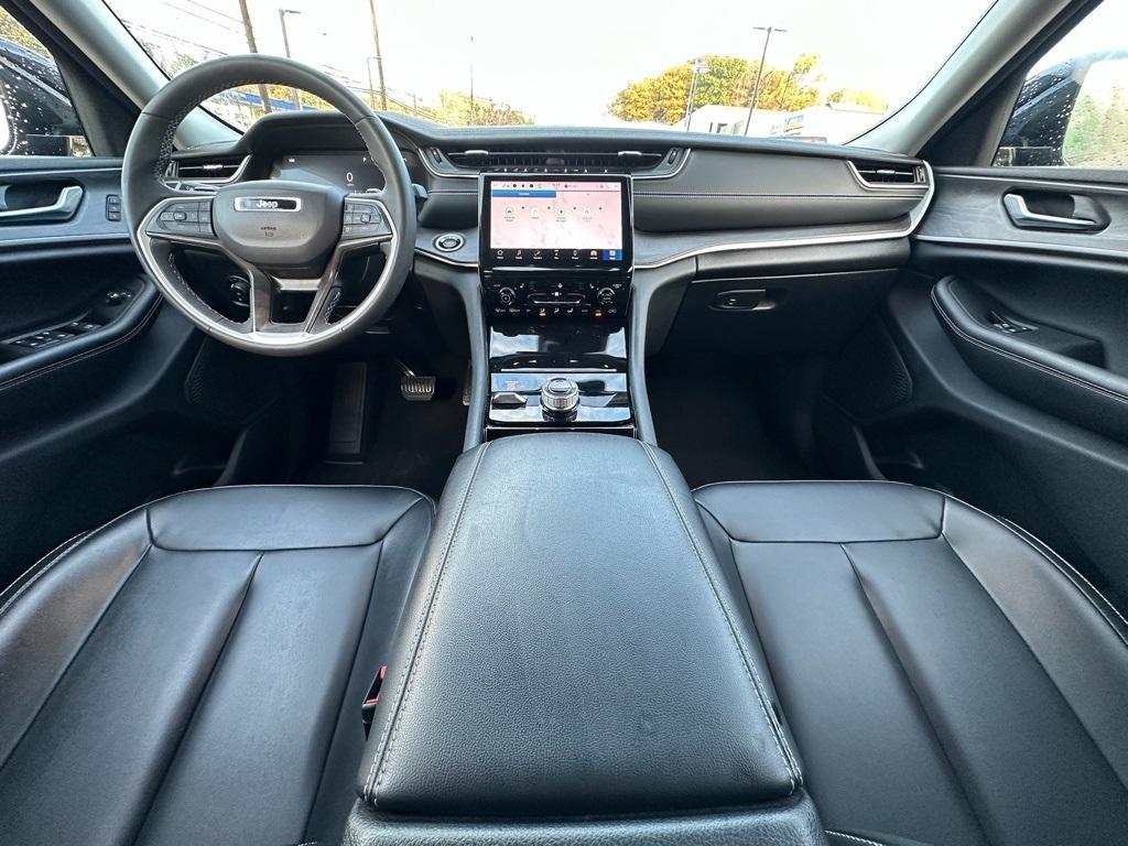 used 2023 Jeep Grand Cherokee car, priced at $32,889