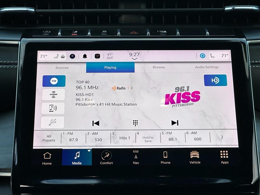 used 2023 Jeep Grand Cherokee car, priced at $32,889