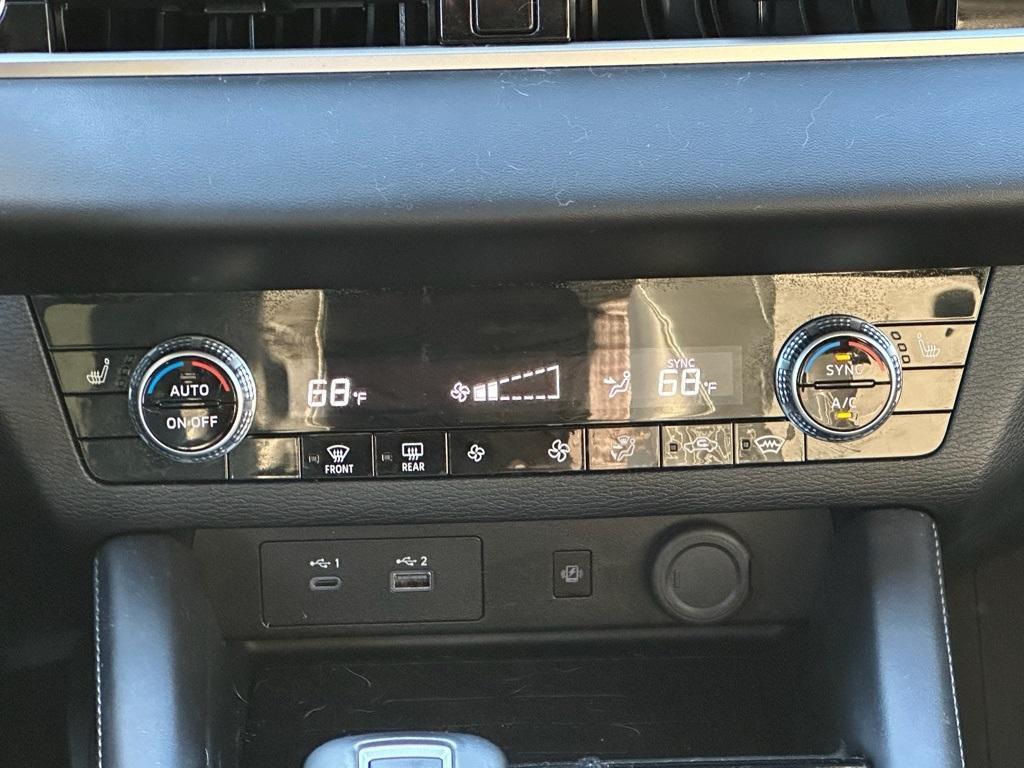 used 2023 Mitsubishi Outlander car, priced at $26,566