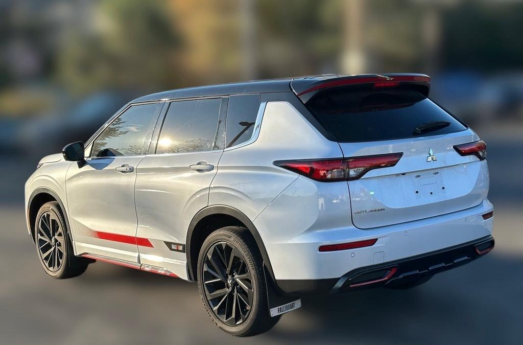 used 2023 Mitsubishi Outlander car, priced at $26,566