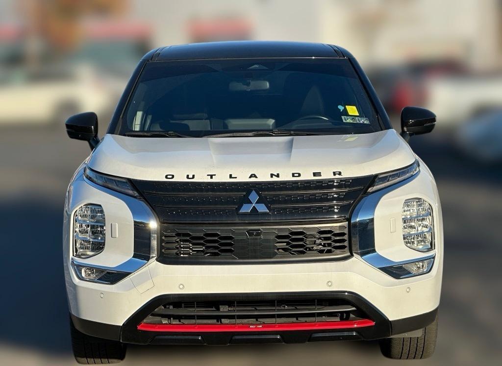 used 2023 Mitsubishi Outlander car, priced at $26,566
