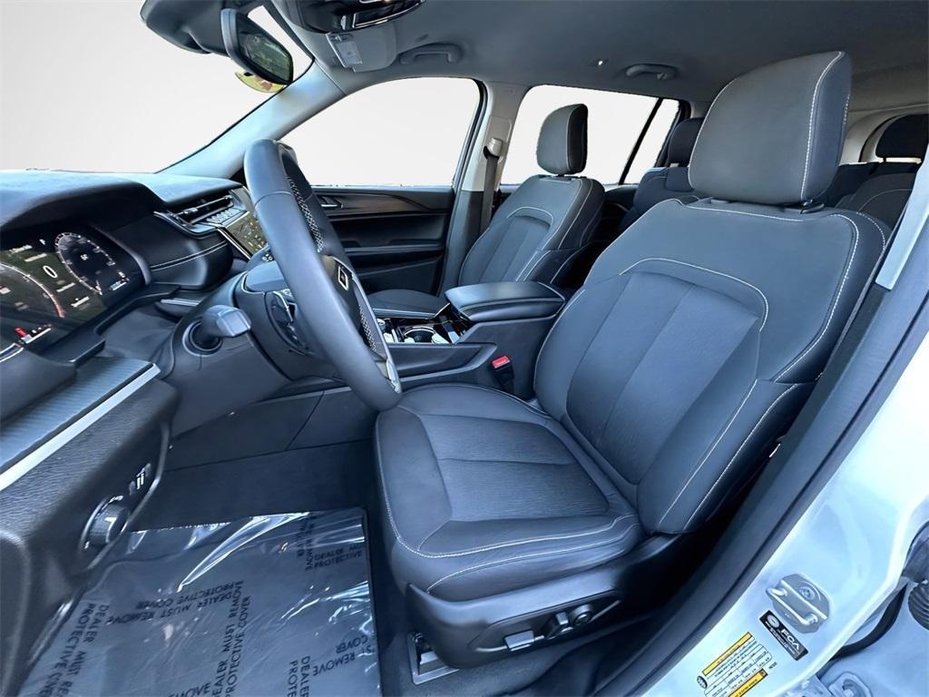 used 2023 Jeep Grand Cherokee L car, priced at $26,899