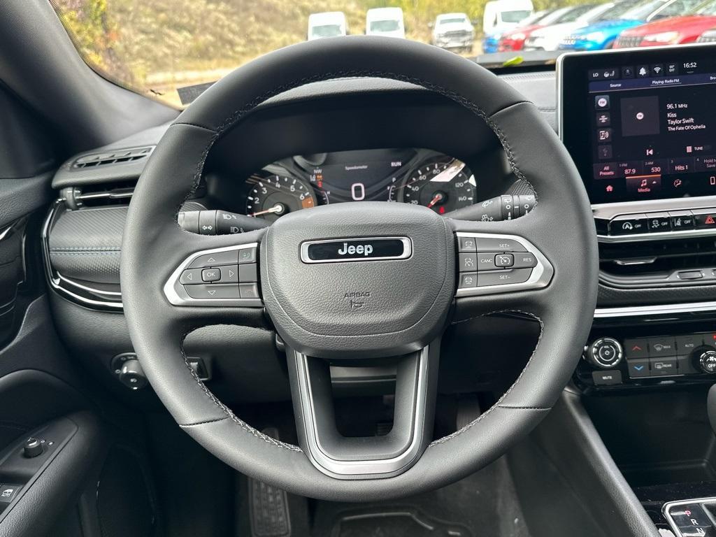 new 2026 Jeep Compass car, priced at $31,384