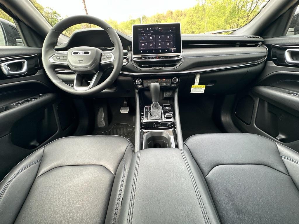 new 2026 Jeep Compass car, priced at $31,384