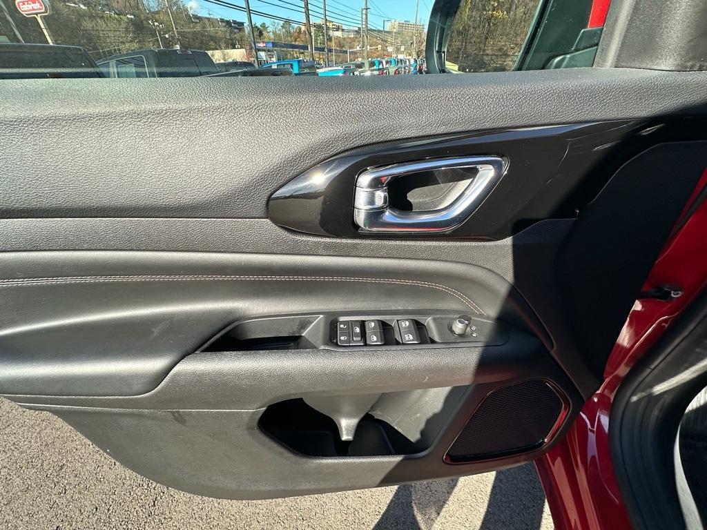 used 2022 Jeep Compass car, priced at $22,820