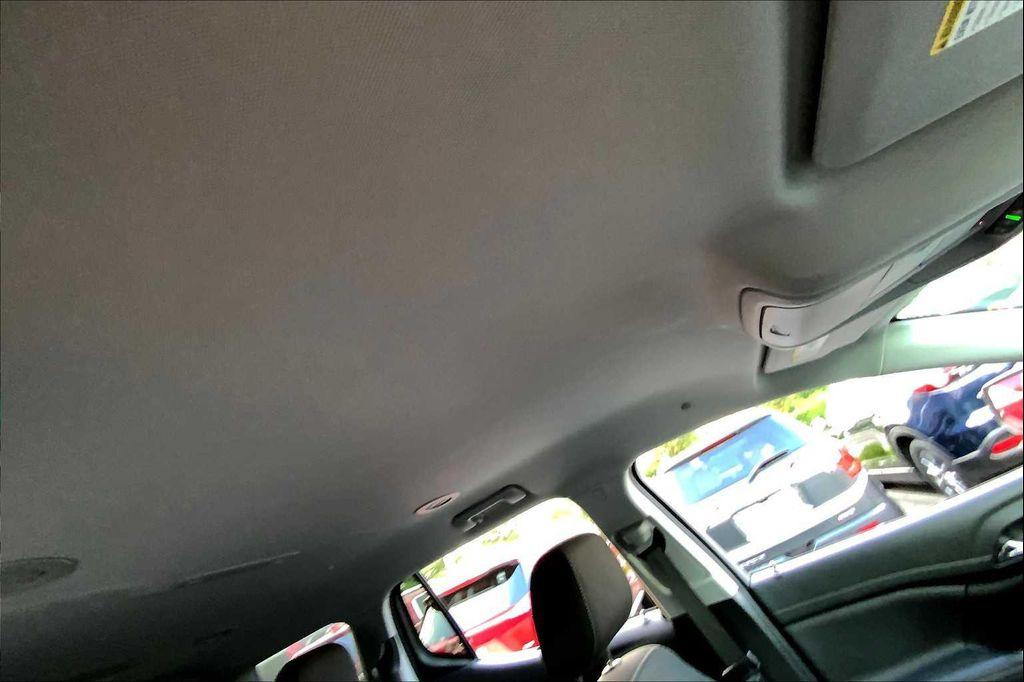 used 2022 GMC Acadia car, priced at $27,999