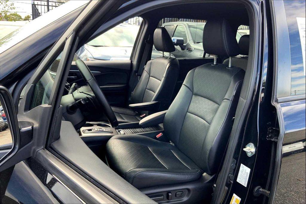 used 2021 Honda Passport car, priced at $26,652