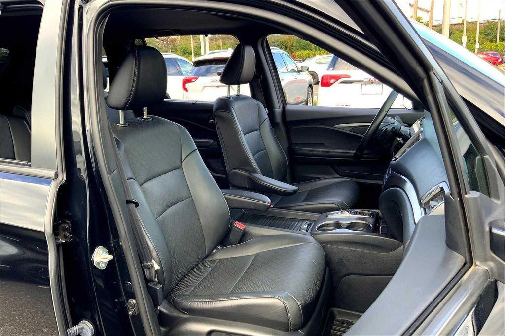 used 2021 Honda Passport car, priced at $26,652