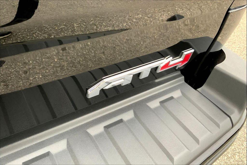 used 2022 GMC Canyon car, priced at $33,888