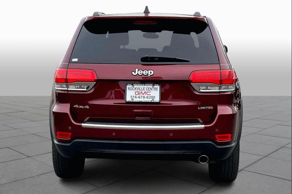 used 2018 Jeep Grand Cherokee car, priced at $17,990