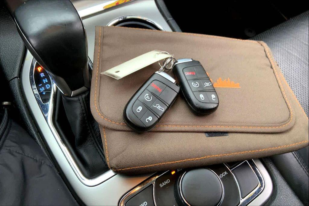used 2018 Jeep Grand Cherokee car, priced at $17,990