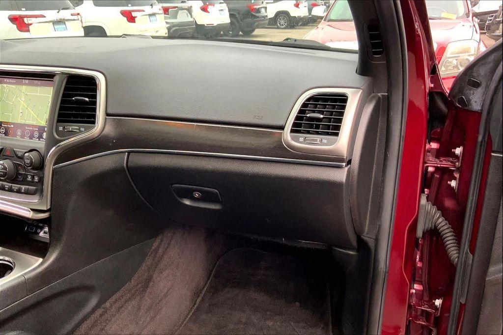 used 2018 Jeep Grand Cherokee car, priced at $17,990