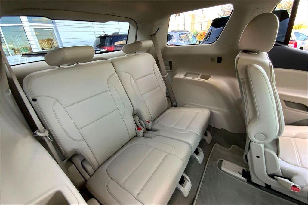 used 2020 GMC Acadia car, priced at $27,777