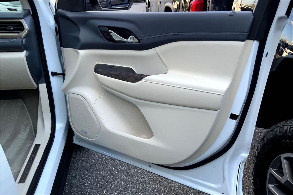 used 2020 GMC Acadia car, priced at $27,777