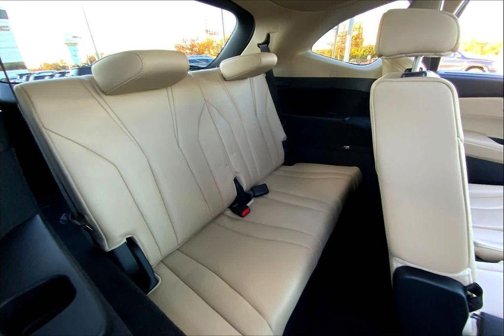 used 2022 Acura MDX car, priced at $38,998