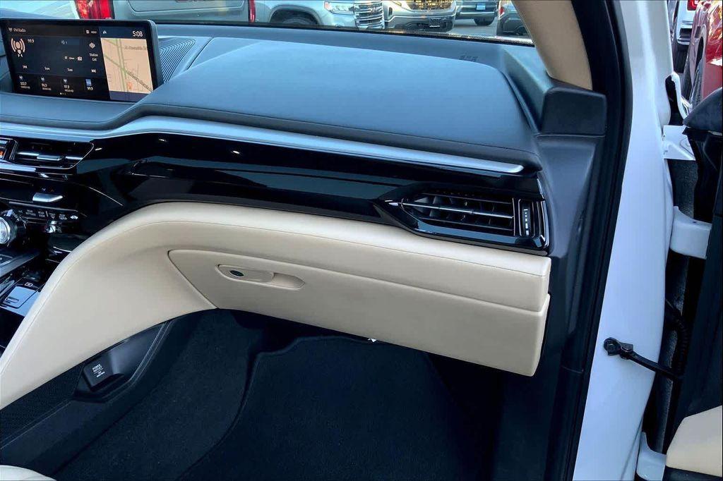 used 2022 Acura MDX car, priced at $38,998