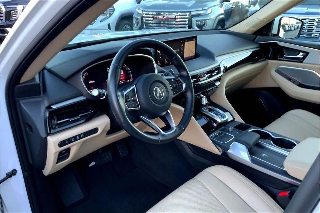 used 2022 Acura MDX car, priced at $38,998