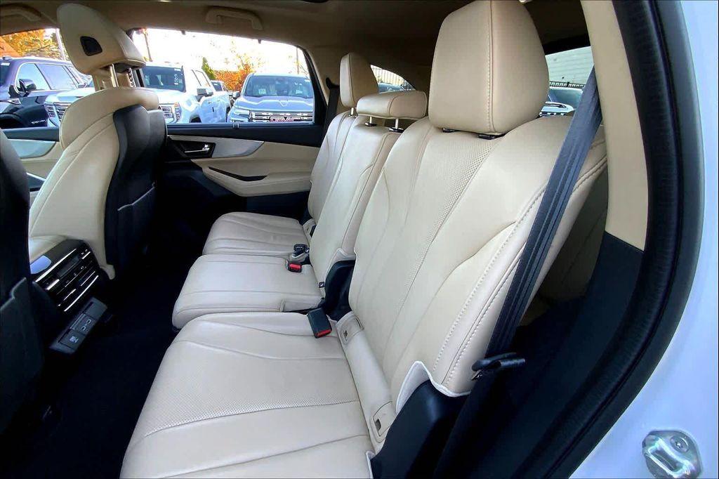 used 2022 Acura MDX car, priced at $38,998