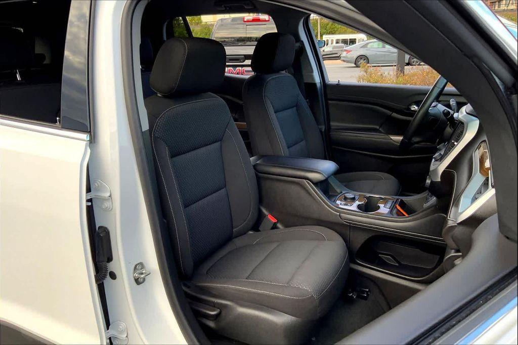 used 2023 GMC Acadia car, priced at $27,724