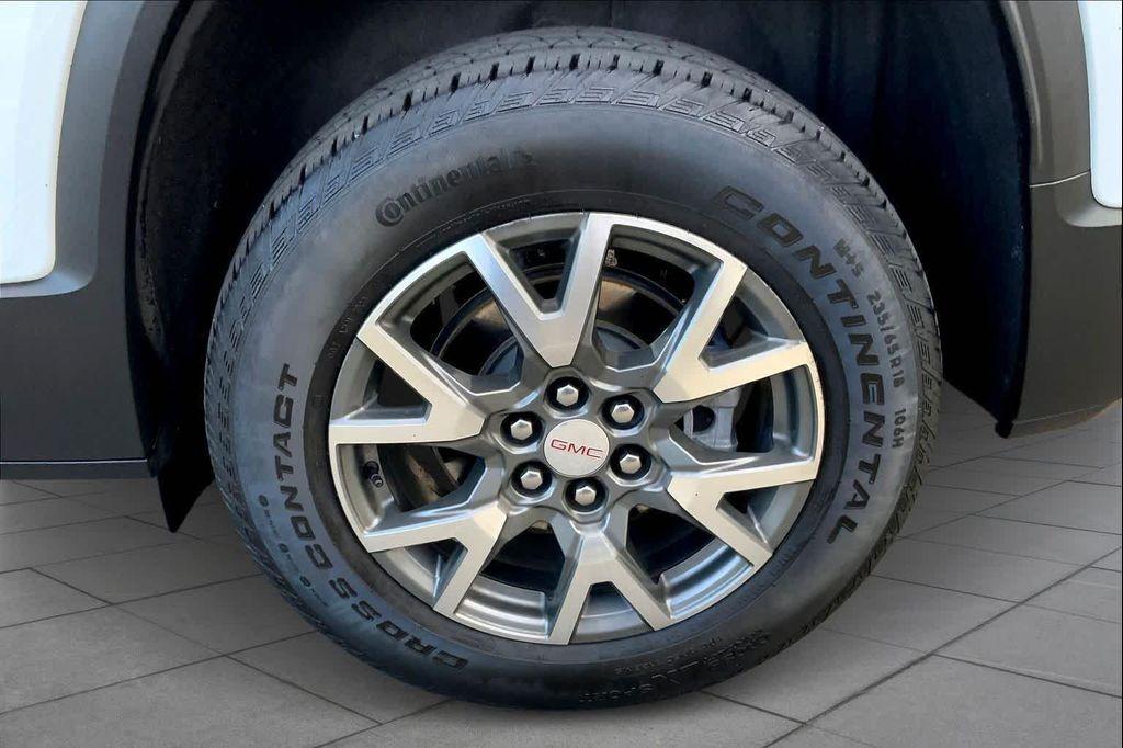 used 2023 GMC Acadia car, priced at $27,724