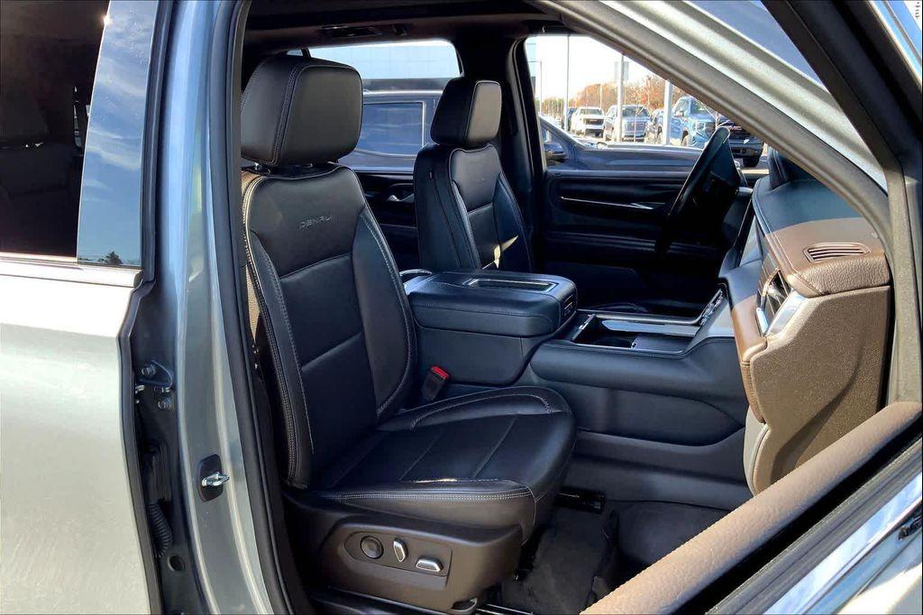 used 2023 GMC Yukon car, priced at $57,777