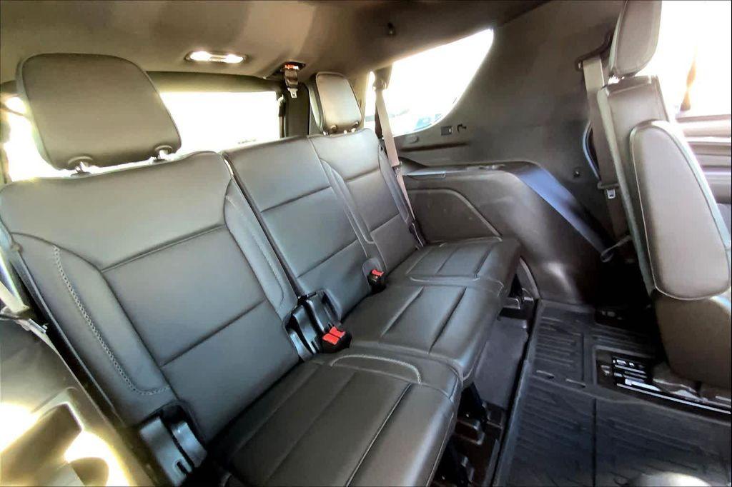 used 2023 GMC Yukon car, priced at $57,777