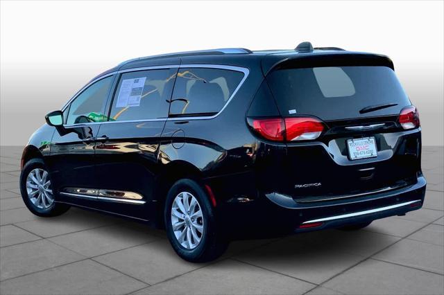 used 2019 Chrysler Pacifica car, priced at $23,887