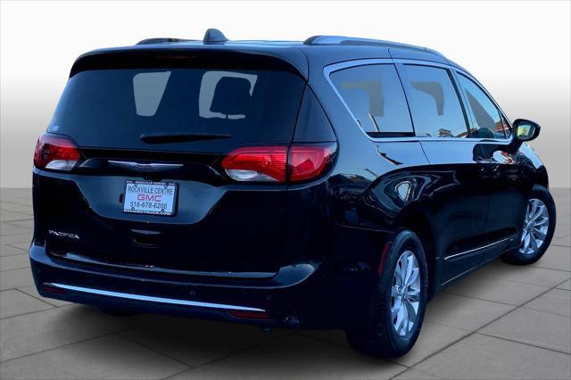 used 2019 Chrysler Pacifica car, priced at $23,887