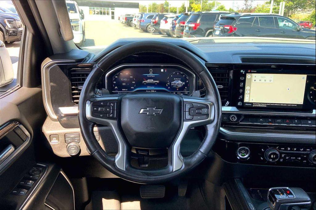 used 2022 Chevrolet Silverado 1500 car, priced at $42,999