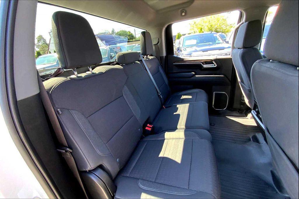 used 2022 Chevrolet Silverado 1500 car, priced at $42,999