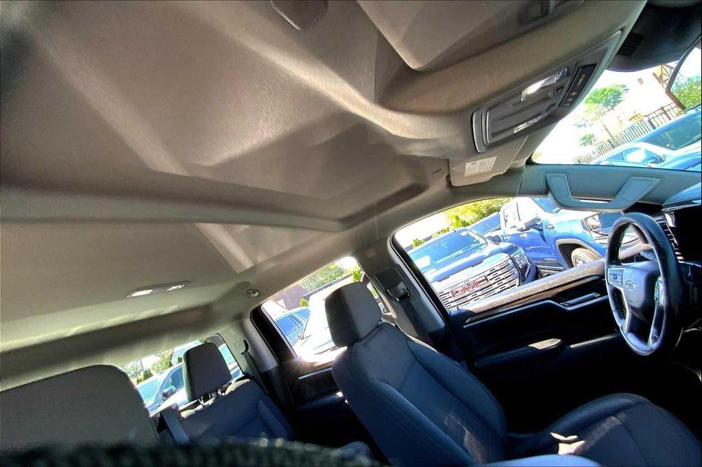 used 2022 Chevrolet Silverado 1500 car, priced at $42,999