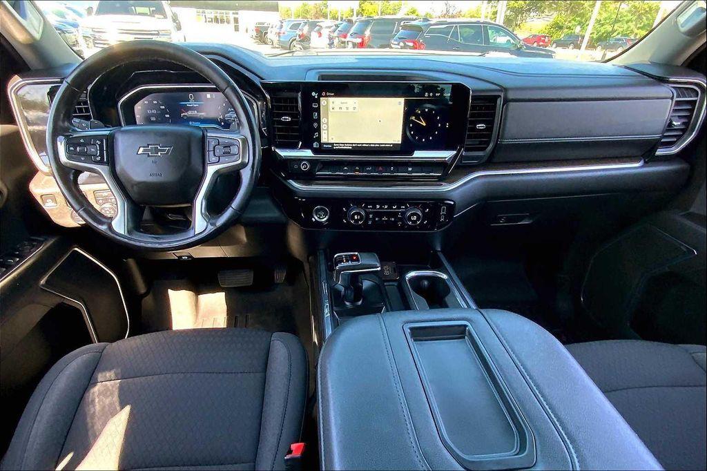 used 2022 Chevrolet Silverado 1500 car, priced at $42,999