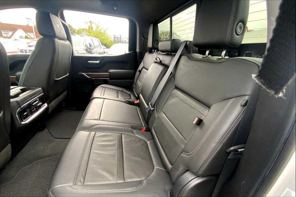 used 2021 GMC Sierra 1500 car, priced at $36,625
