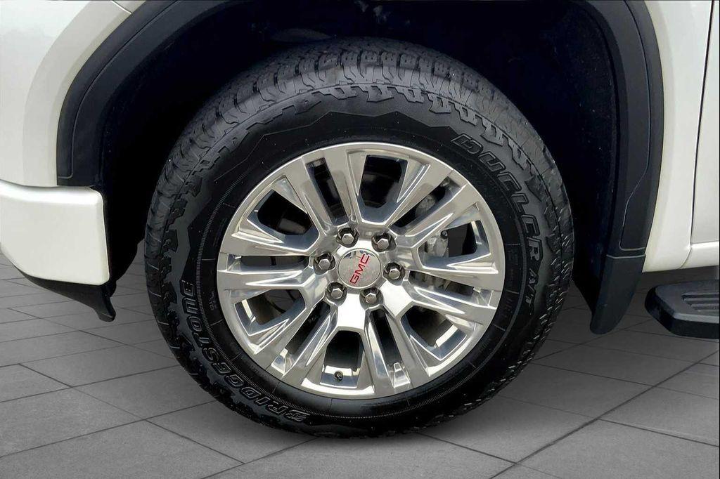used 2021 GMC Sierra 1500 car, priced at $36,625