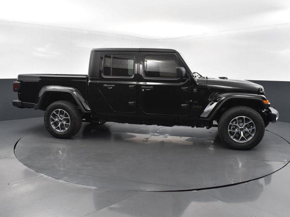 new 2024 Jeep Gladiator car, priced at $47,882