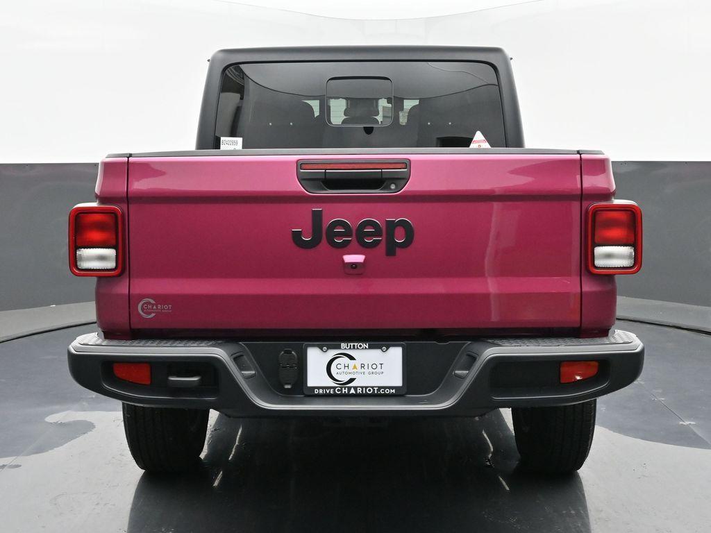 new 2024 Jeep Gladiator car, priced at $50,307