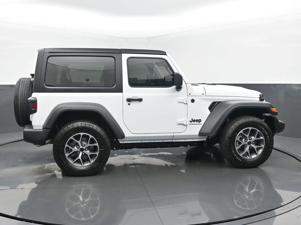 new 2025 Jeep Wrangler car, priced at $42,825