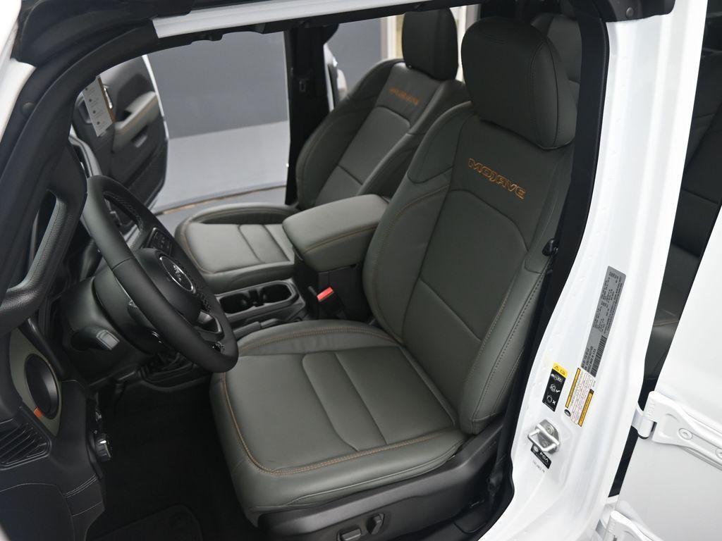 new 2025 Jeep Gladiator car, priced at $55,508