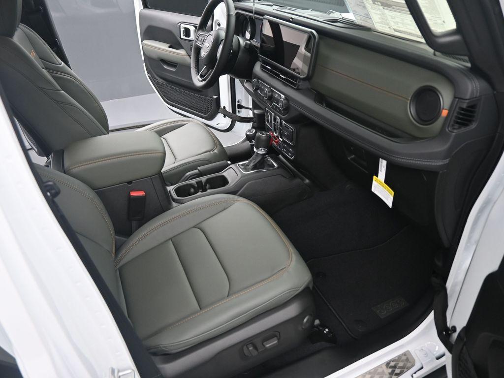 new 2025 Jeep Gladiator car, priced at $55,508