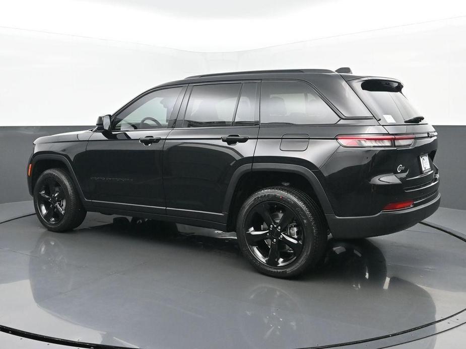 new 2025 Jeep Grand Cherokee car, priced at $46,158