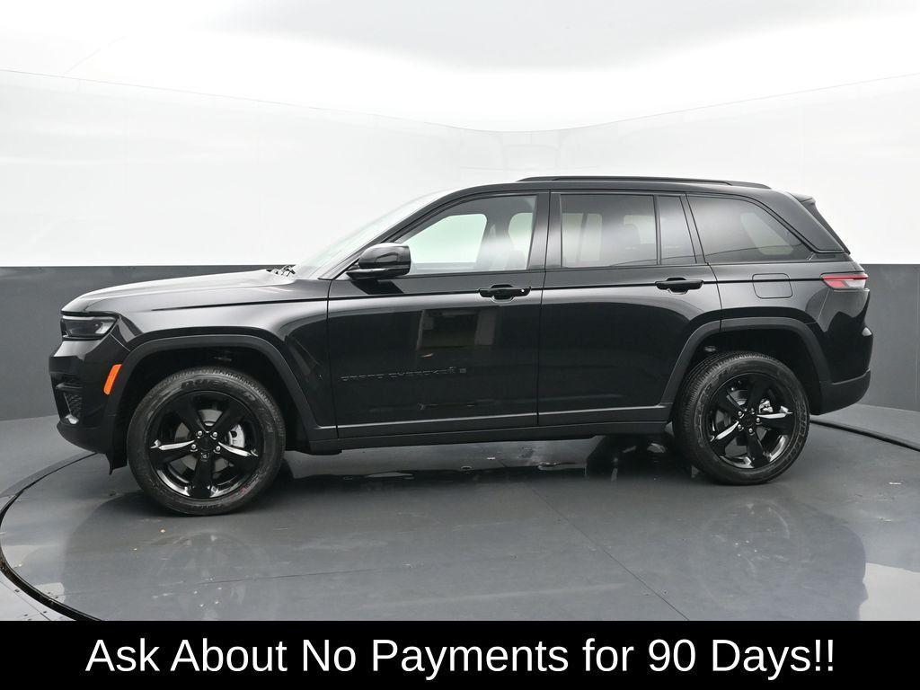 new 2025 Jeep Grand Cherokee car, priced at $45,158