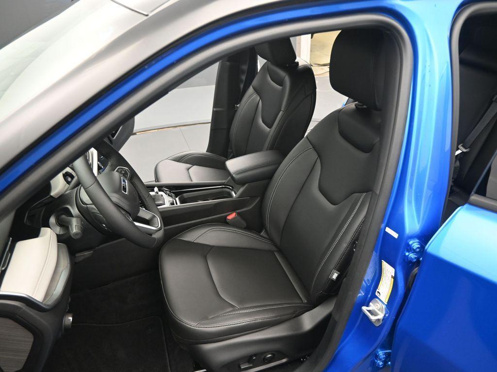 new 2025 Jeep Compass car, priced at $31,438