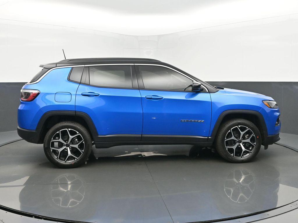 new 2025 Jeep Compass car, priced at $31,438
