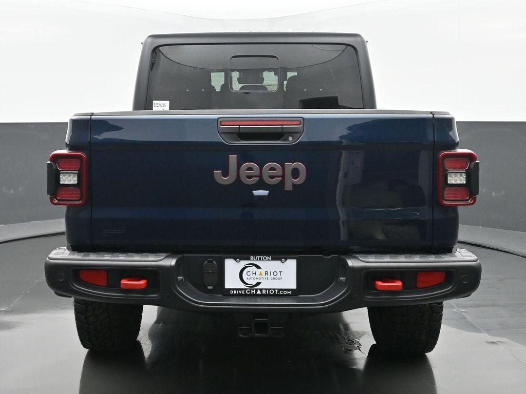 new 2025 Jeep Gladiator car, priced at $55,828