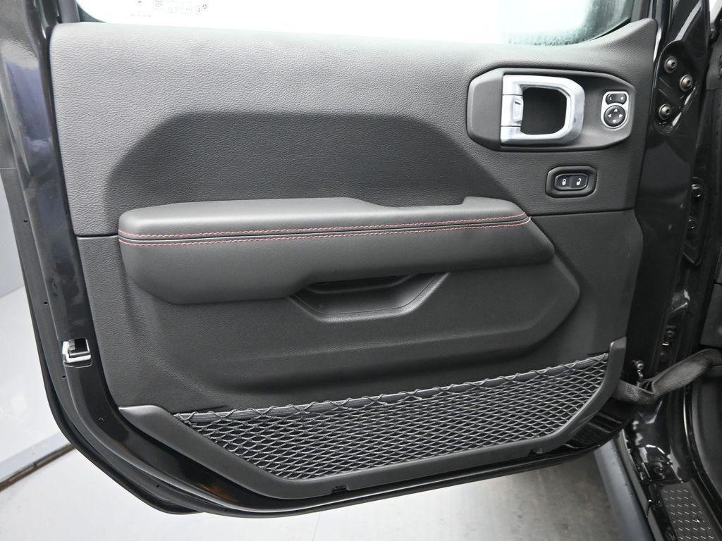 new 2026 Jeep Wrangler car, priced at $63,676