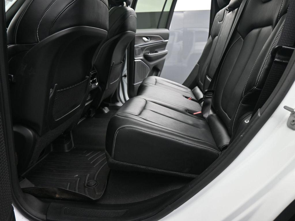 used 2023 Jeep Grand Cherokee car, priced at $38,998