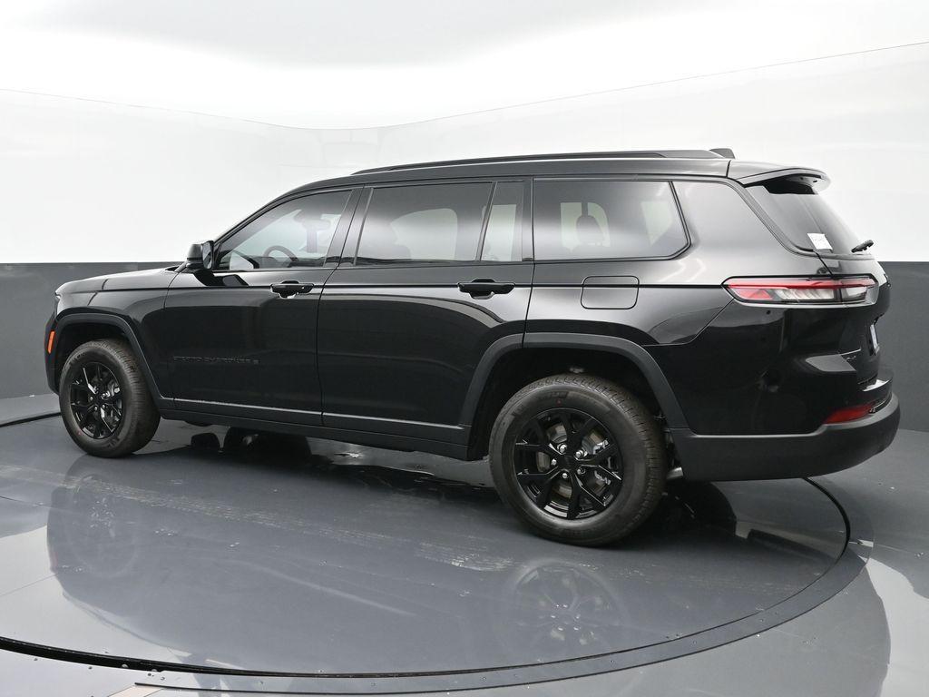 new 2024 Jeep Grand Cherokee L car, priced at $42,470