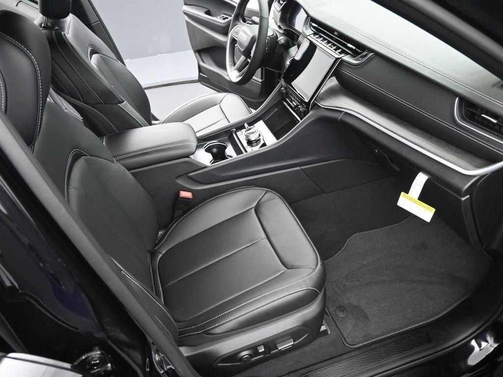 new 2025 Jeep Grand Cherokee 4xe car, priced at $61,245