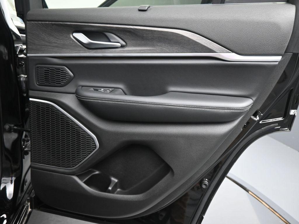 new 2025 Jeep Grand Cherokee 4xe car, priced at $61,245